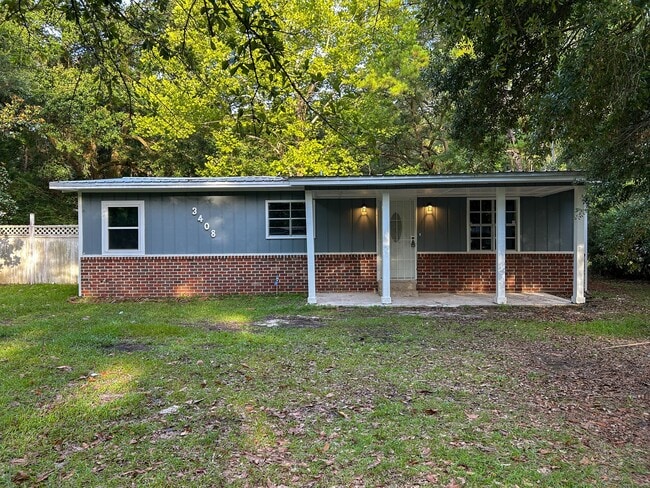 Building Photo - 3408 Alba Club Rd