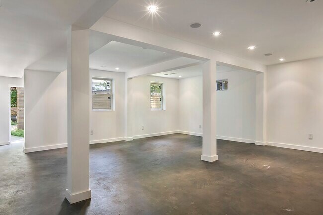 Foto del edificio - 3129 Arlington Ave