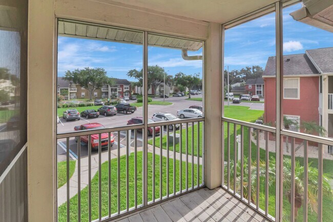 Foto del edificio - 2/2 condo in the heart of Brandon