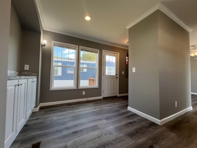 Foto del edificio - 133 W Sourwood Dr