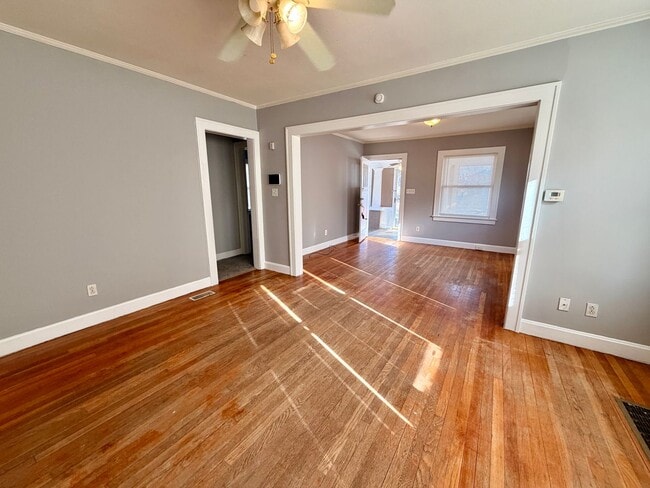 Foto del edificio - 538 S Hardy Ave