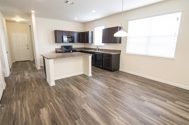 Foto del edificio - 3783 Lake Bend Shore Dr
