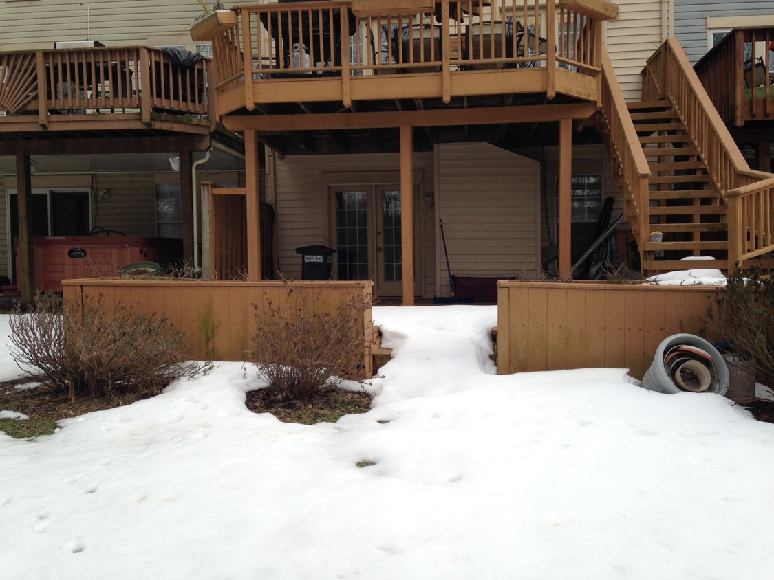 private entrance - 4725 Dorsey Hall Dr