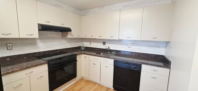 Foto del edificio - Adorable 1 bedroom, 1 bath Condo near UTEP!