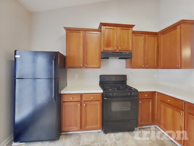 Building Photo - 1427 Wilshire Way