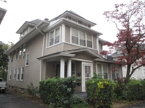 Building Photo - 263 Hawley Ave