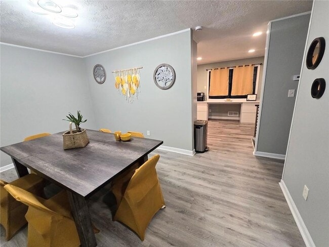 Building Photo - 3267 Aspen Cir SW