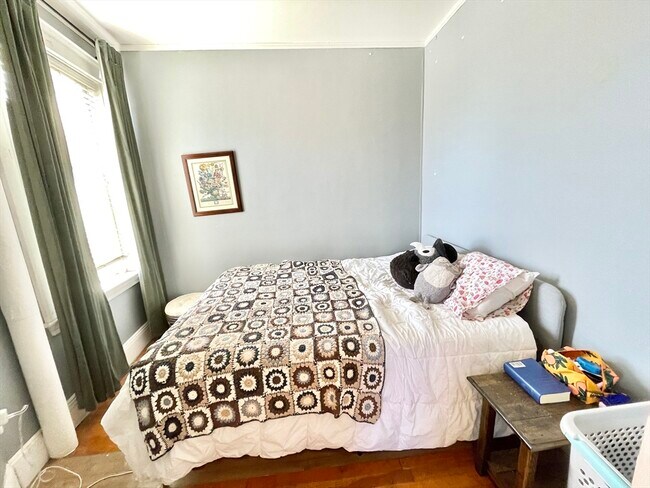 Foto del edificio - 131 Park Dr