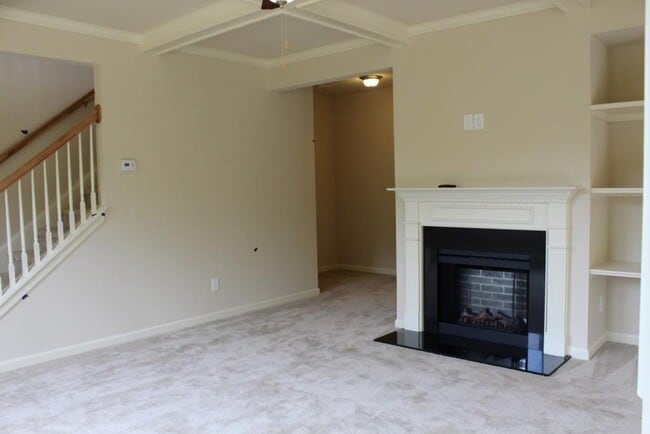 Building Photo - 3572 Brockenhurst Dr