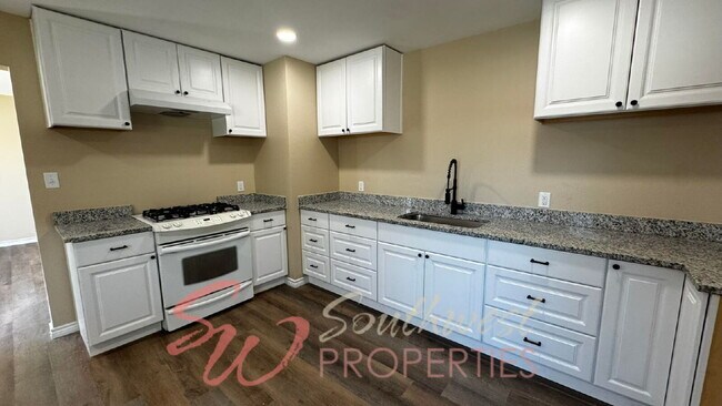 Building Photo - Newly Renovated 3 Bed / 2 Bath – Just 1 Mile from Tarleton!