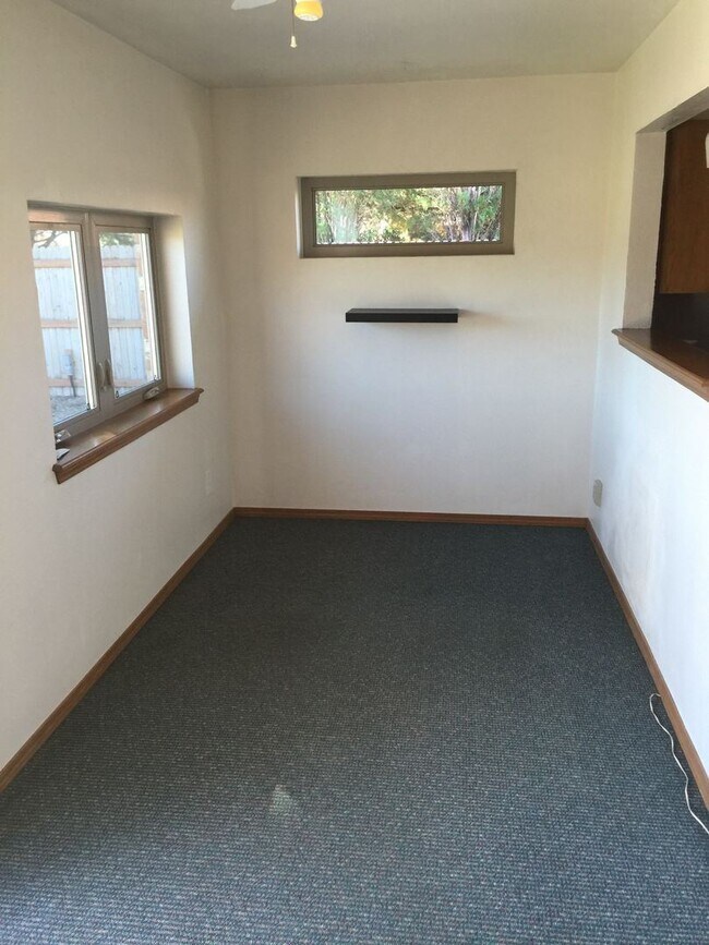 Foto del edificio - 4 br, 3 bath House - 3807 N Garden Ave