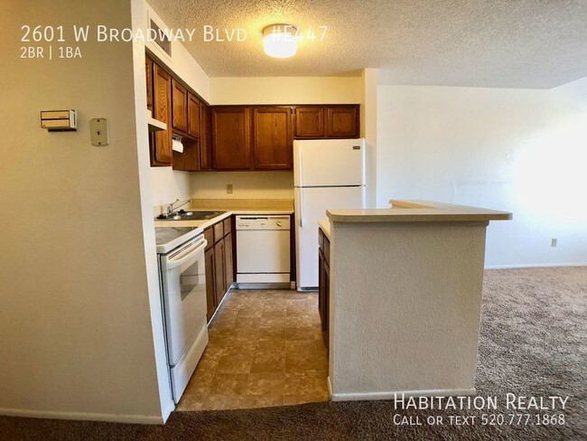 Building Photo - 2bed/1ba Condo, near Pima Community Colleg...