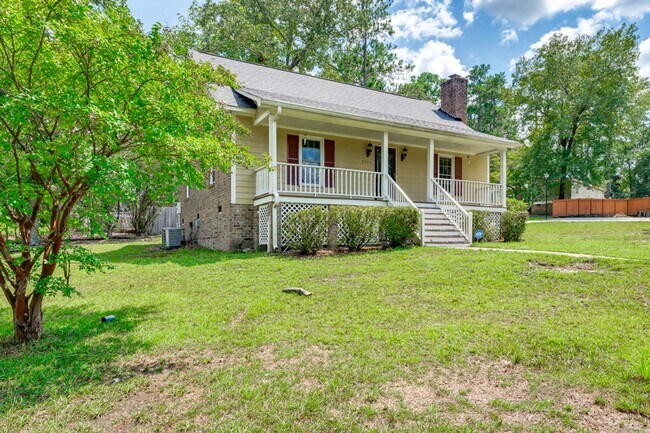 Foto del edificio - Charming 4-Bedroom Home in Prime Columbia ...