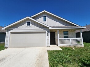 Building Photo - 522 Blue Stem Rd