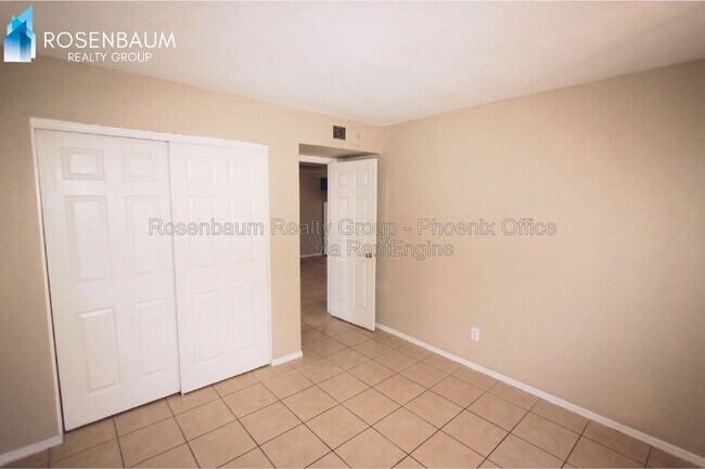 Foto del edificio - 2747 E Chipman Rd