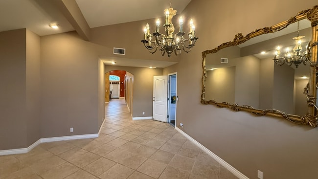 Foto del edificio - 5331 Tattershall Ave