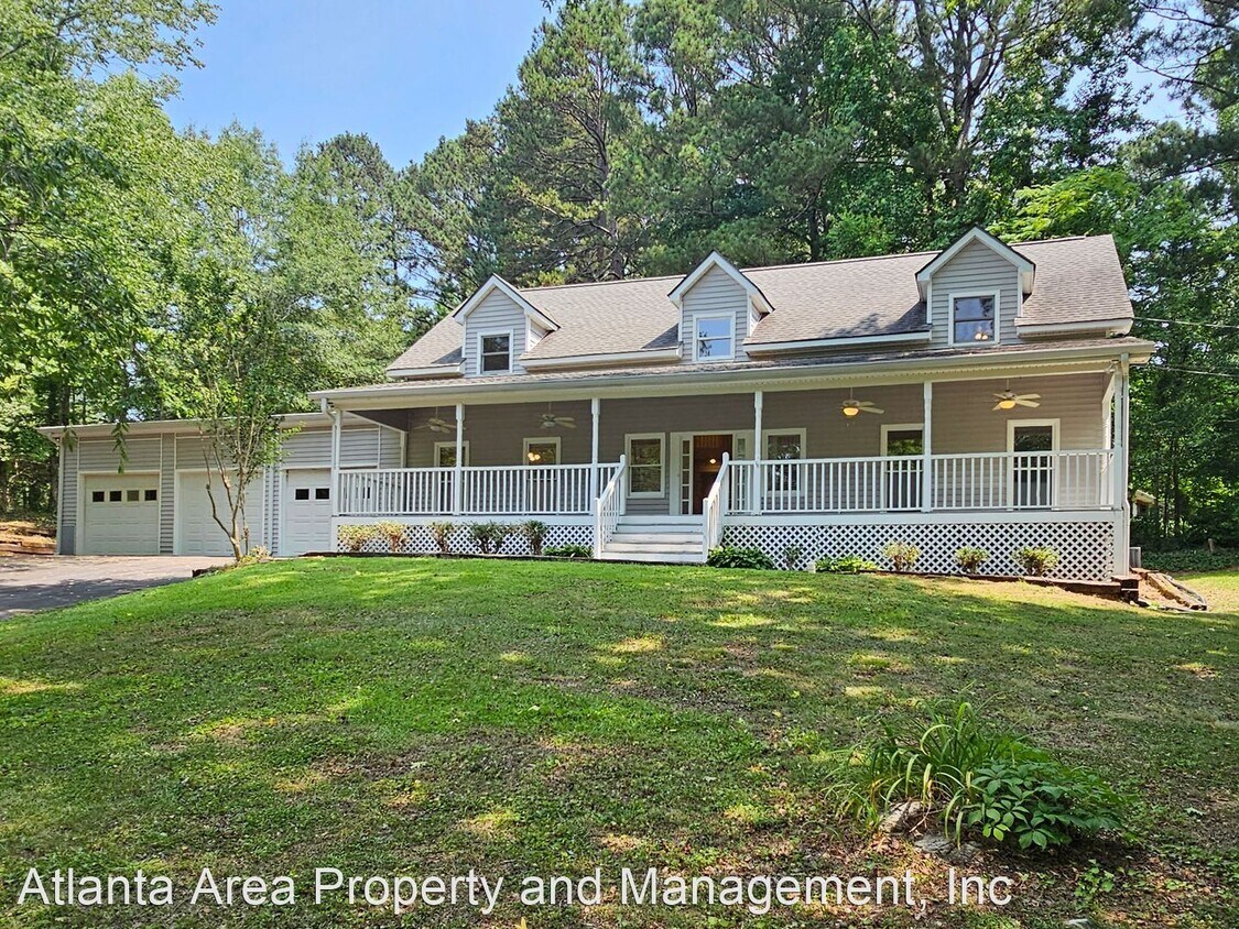 Primary Photo - 4 br, 2.5 bath House - 1653 Wildwood Rd. NE