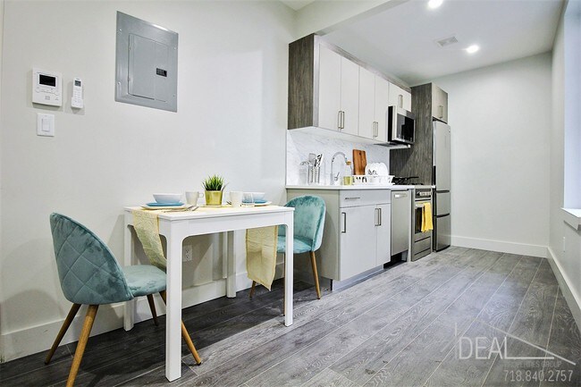 Building Photo - 1647 8th Avenue #1ABR