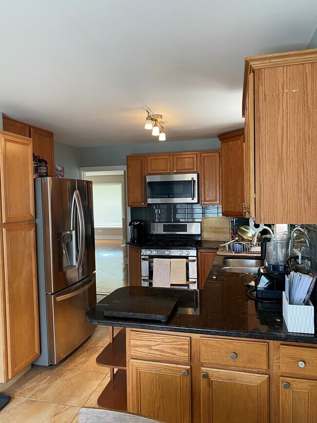 Foto del edificio - 7121 W Berwyn Ave