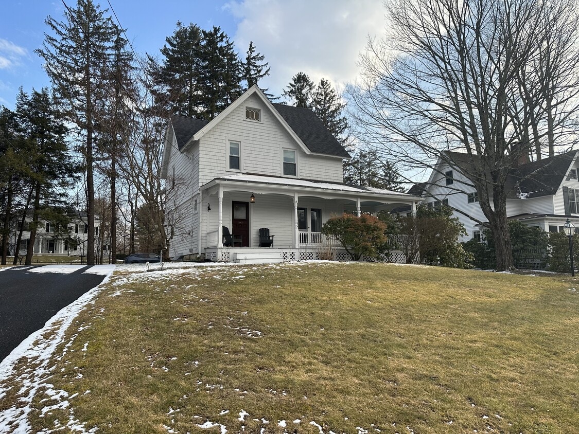 24 Ethan Allen St, Salisbury, CT 06039 House Rental in Salisbury, CT