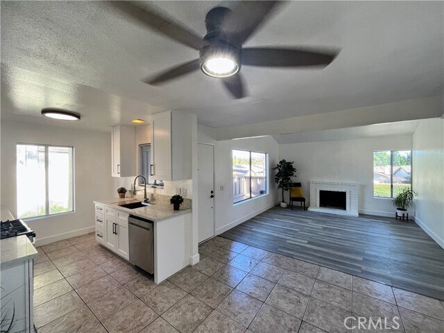 Foto principal - 1200 Cabrillo Park Dr