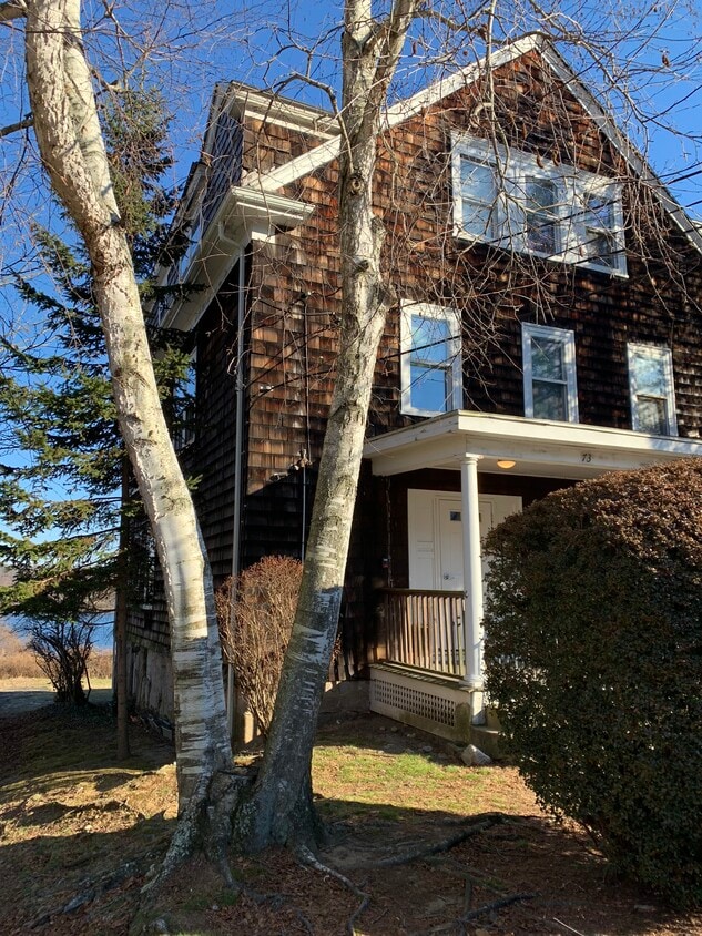 73 Oneco Ave, New London, CT 06320 Houses for Rent New London, CT