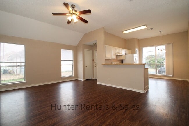 Building Photo - North Killeen Three-Bedroom!