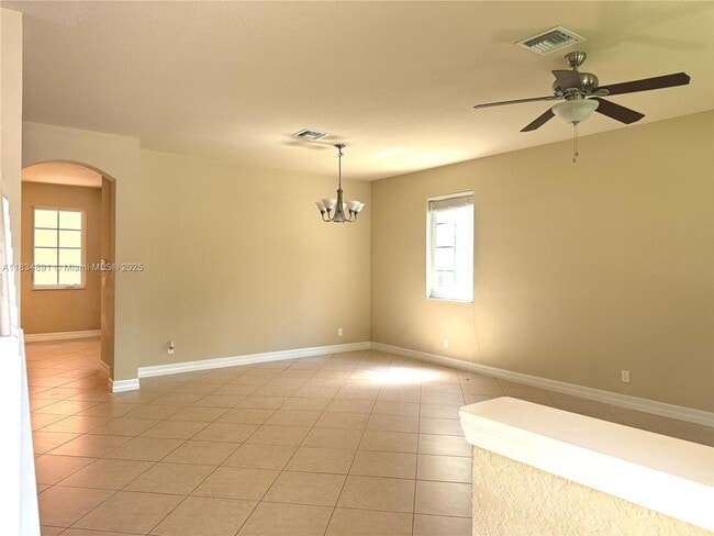 Building Photo - 131 Ennis Ln