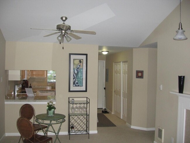 Building Photo - 11112 NE 124th Ln