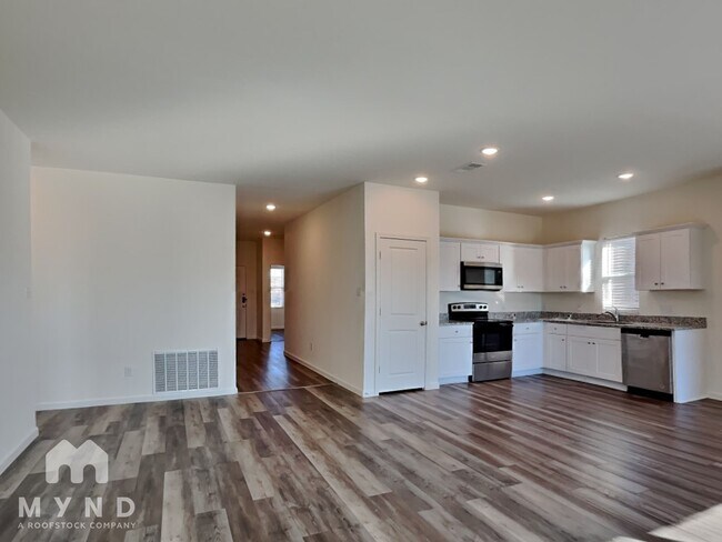 Foto del edificio - 5549 Ladytown Ln