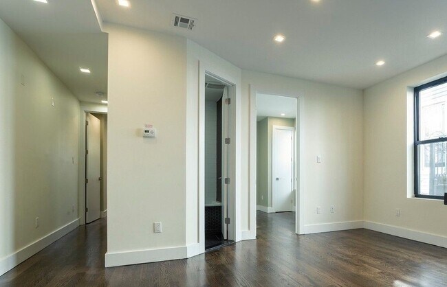 Foto del edificio - 1027 Belmont Ave
