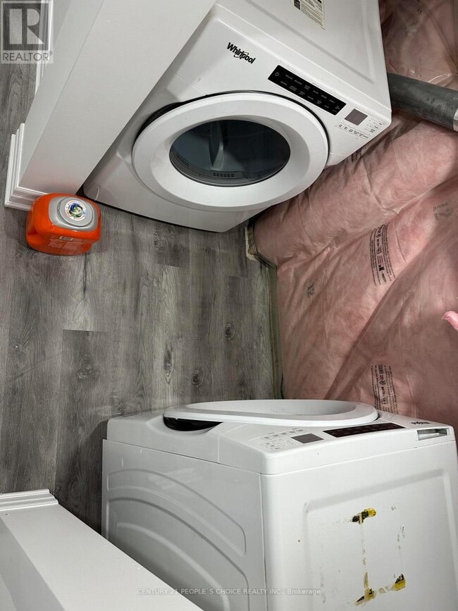 Building Photo - 206 Fruitvale Cir