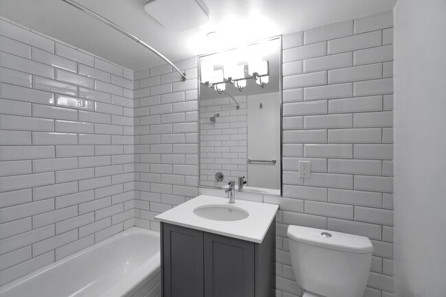 Building Photo - 1720 Cook St & 1035 N Park