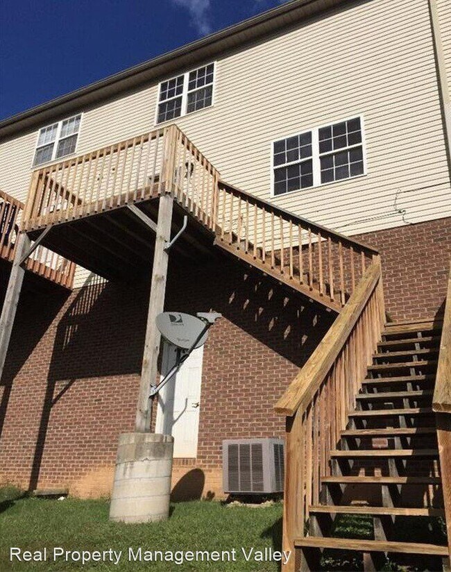 Building Photo - 3 br, 2.5 bath House - 5212 Nesting Way