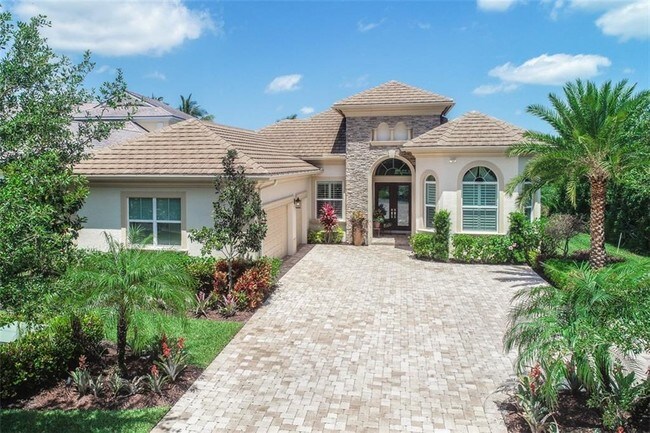 Building Photo - 6251 SE Moss Ridge Pointe
