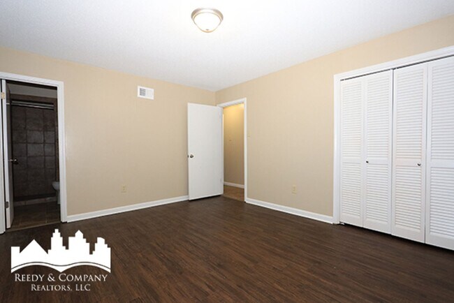 Foto del edificio - Welcome to 3132 Rosebay!