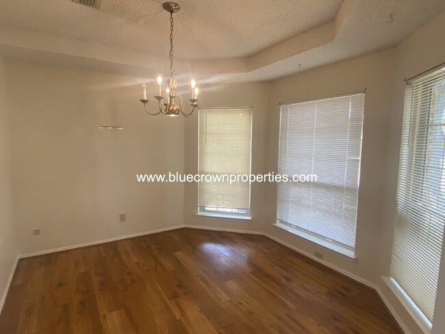 Building Photo - 3508 Jonquil Ln