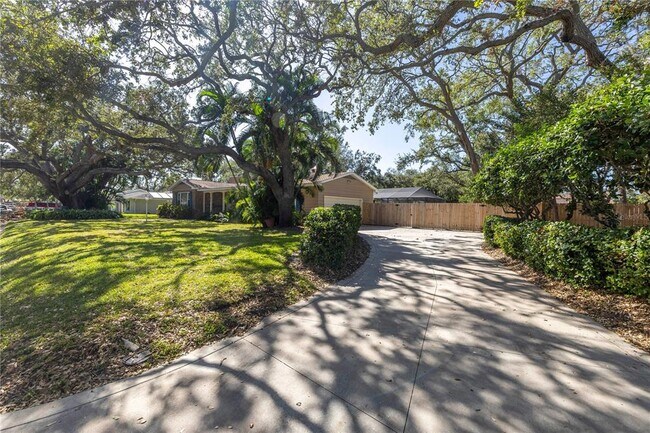 Building Photo - 3875 40th Way S