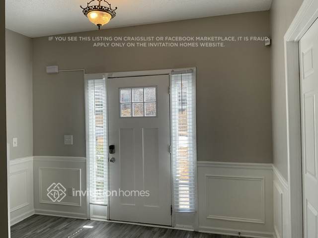 Building Photo - 3519 Umatilla Ln