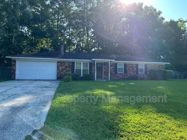 Building Photo - 61 Dove Ct