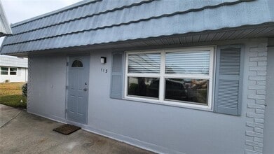 Building Photo - 202 Bedford Trail