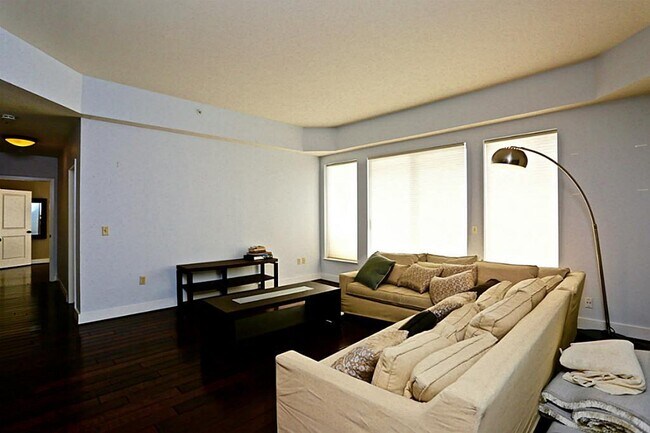 Building Photo - 3505 Sage Rd