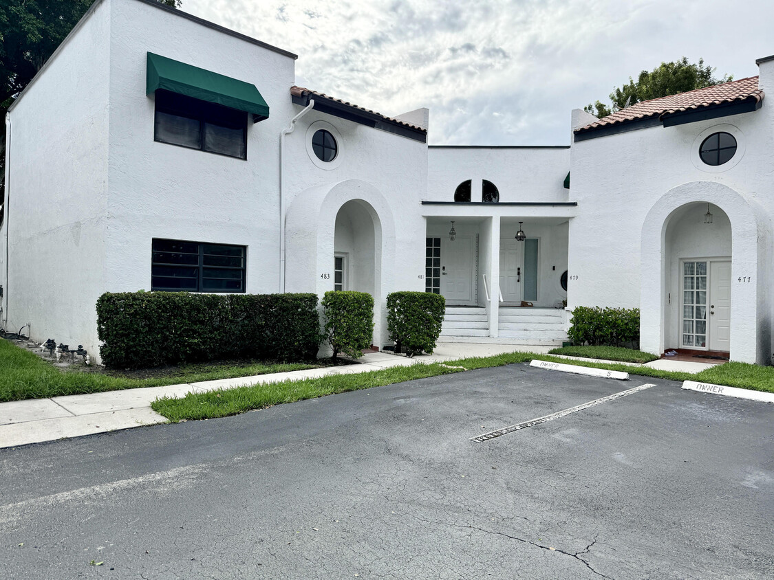 Primary Photo - 483 NW 36th Ave