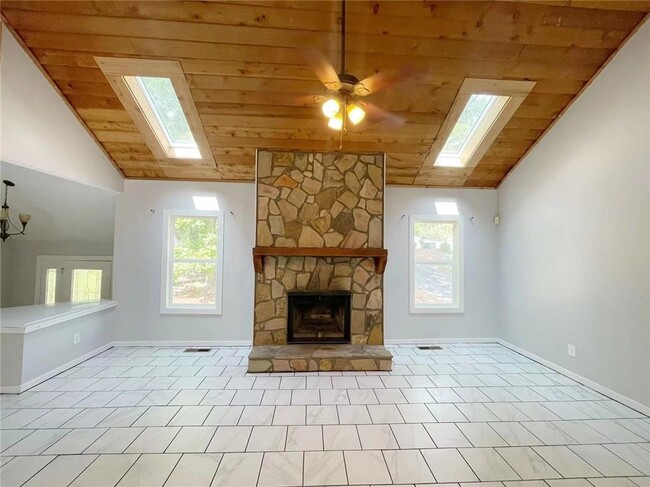 Building Photo - 2730 Tritt Springs Dr NE