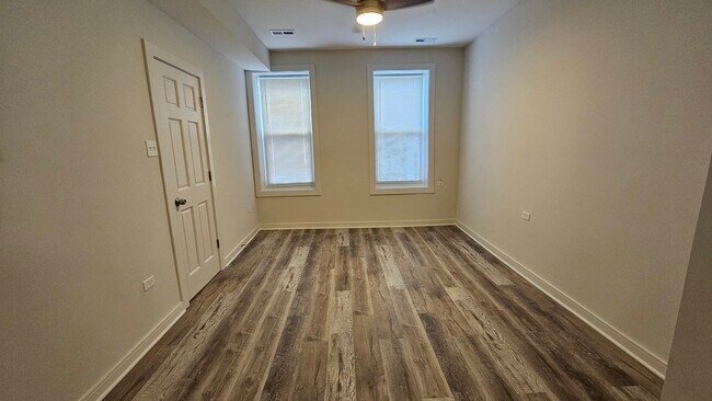 Foto del edificio - 2216 W 21st Pl