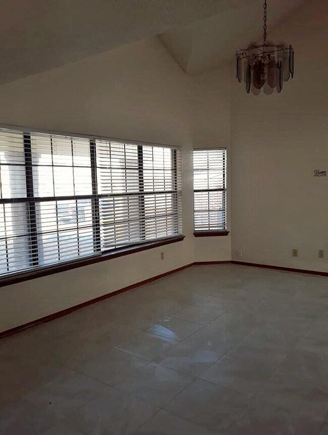 Building Photo - 4440 Gen Maloney Cir