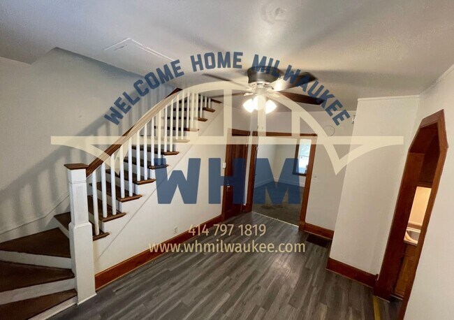 Building Photo - This 3 Bedroom Single Family Home in Milwa...