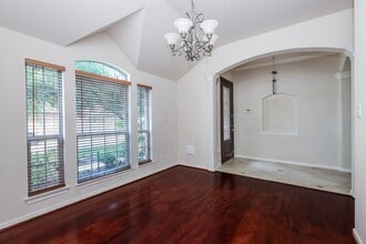 Building Photo - 48 Pebble Beach Ct