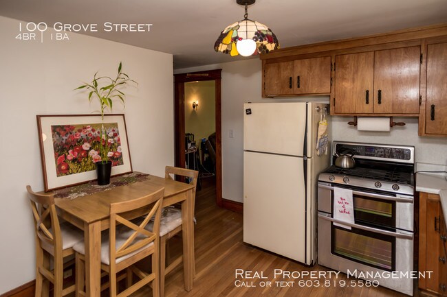Building Photo - Charming 4 Bedroom Single Family Home