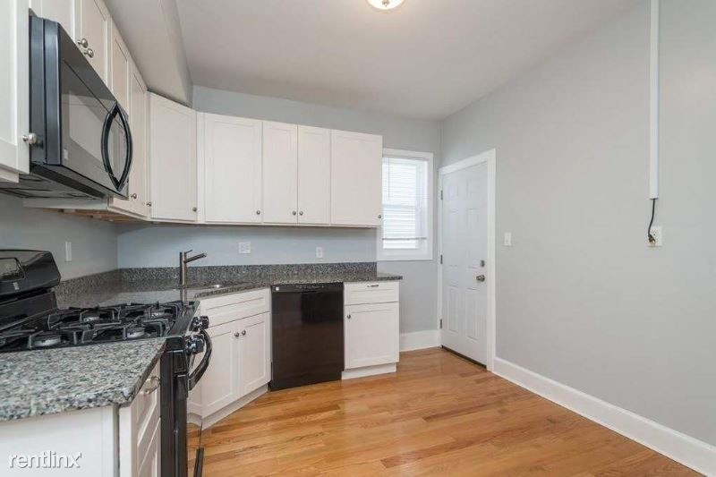 Primary Photo - 9 Navillus Terrace
